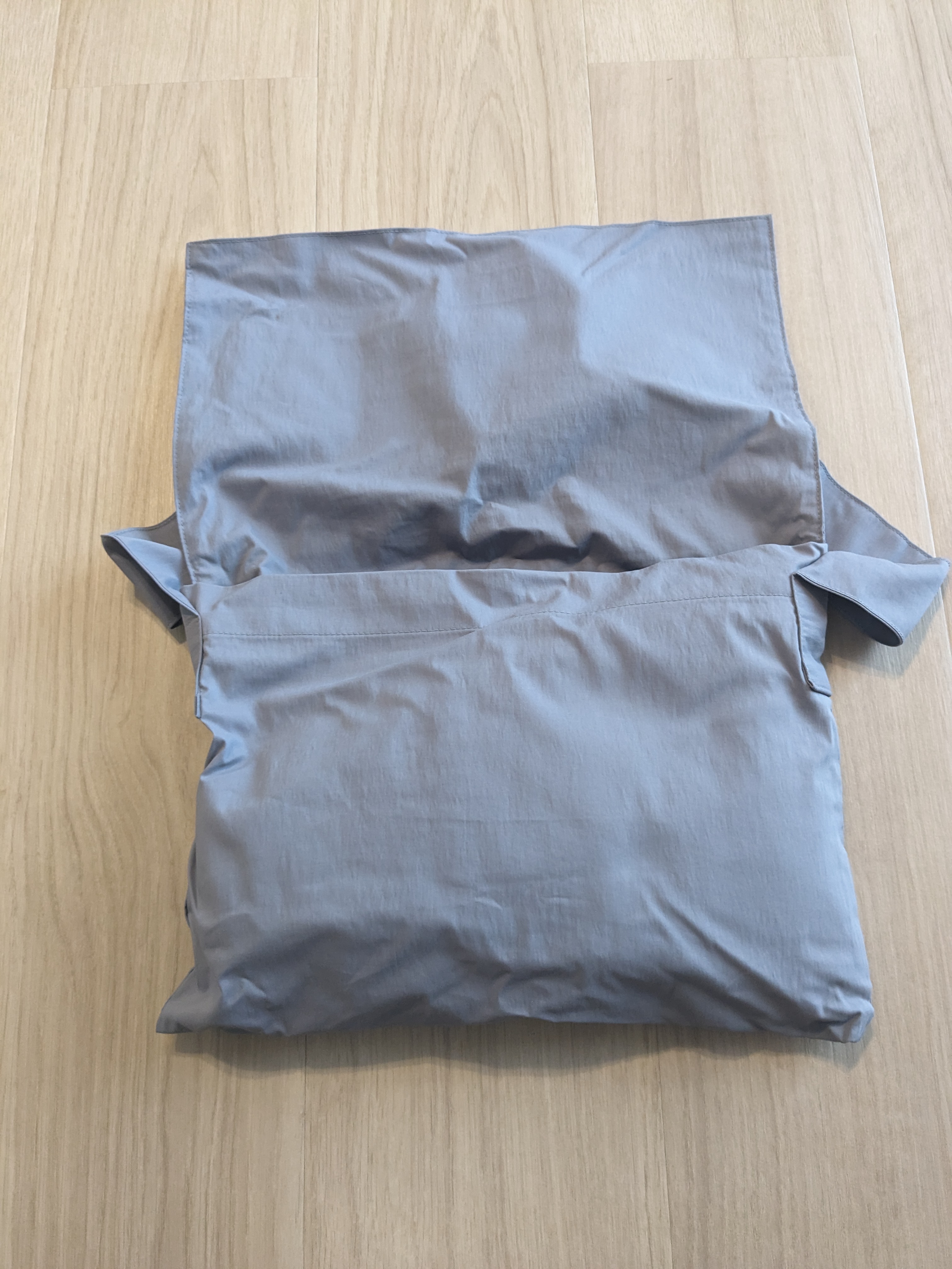 コニー本体を広げた全体像