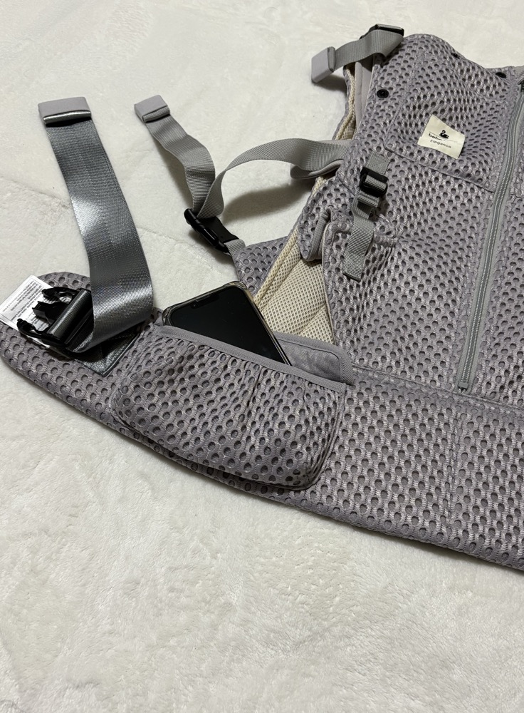 ベベスワンのウエストベルトとポケット