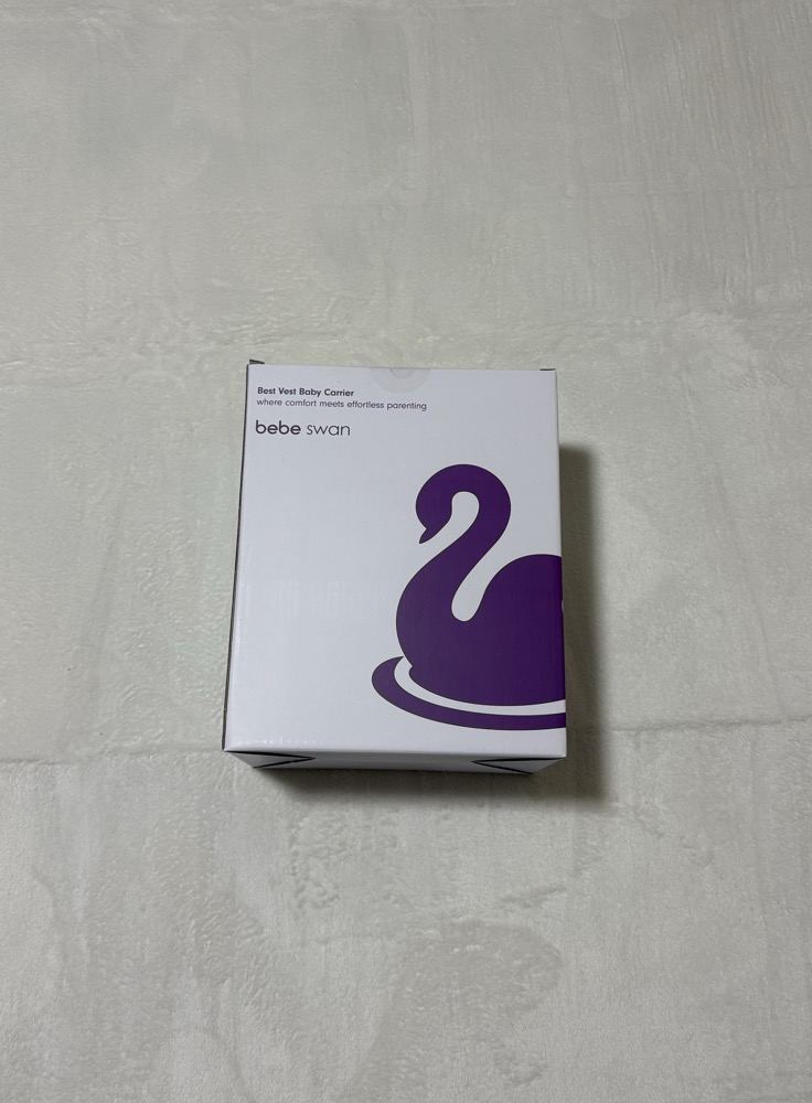 ベベスワン本体とbebe swanロゴ