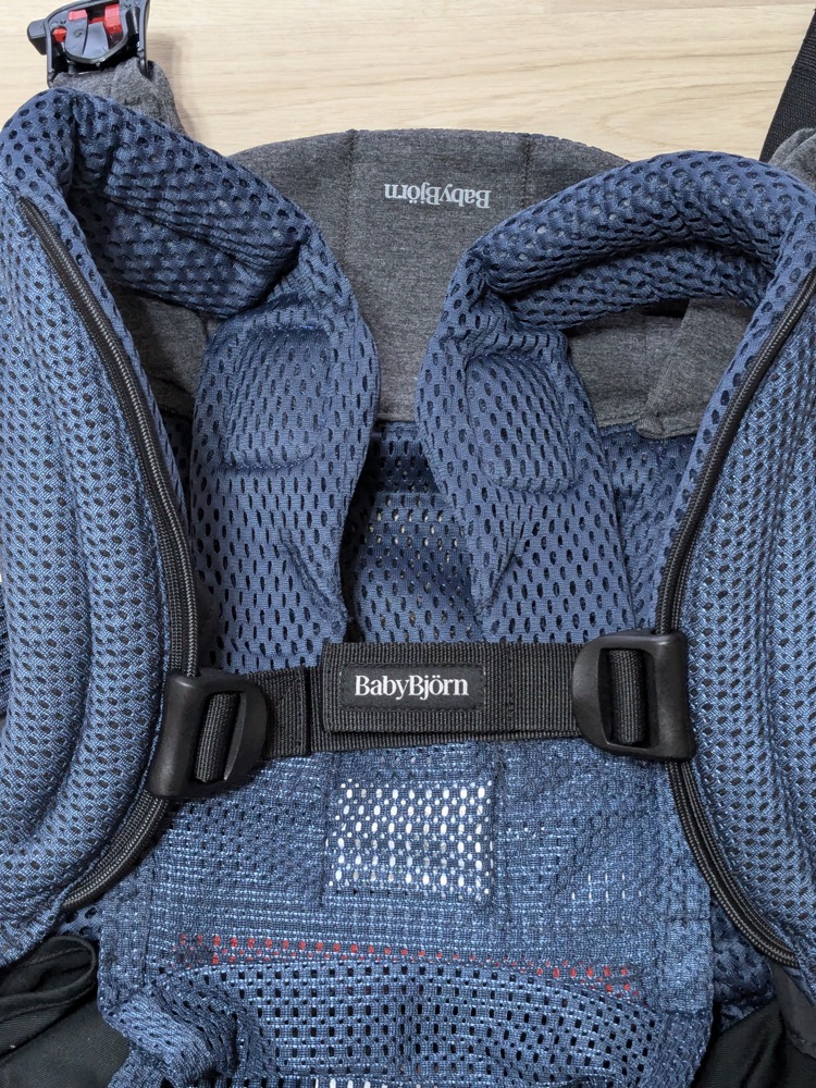 ハーモニーの背中側のメッシュ素材