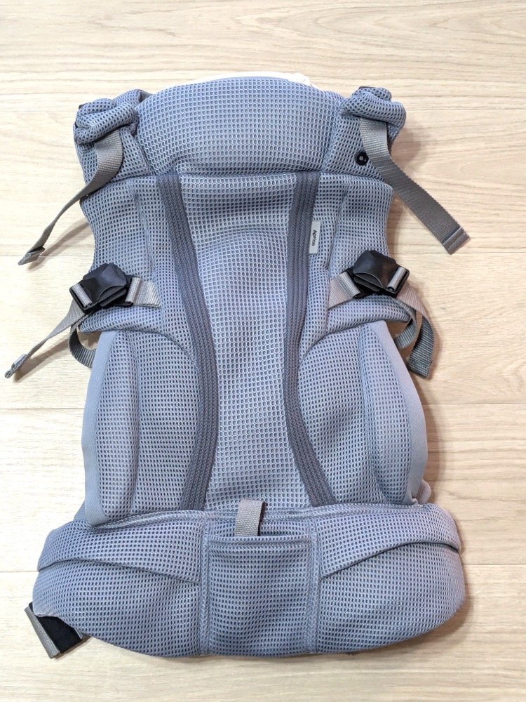 アップリカ ラクリス本体の全体像